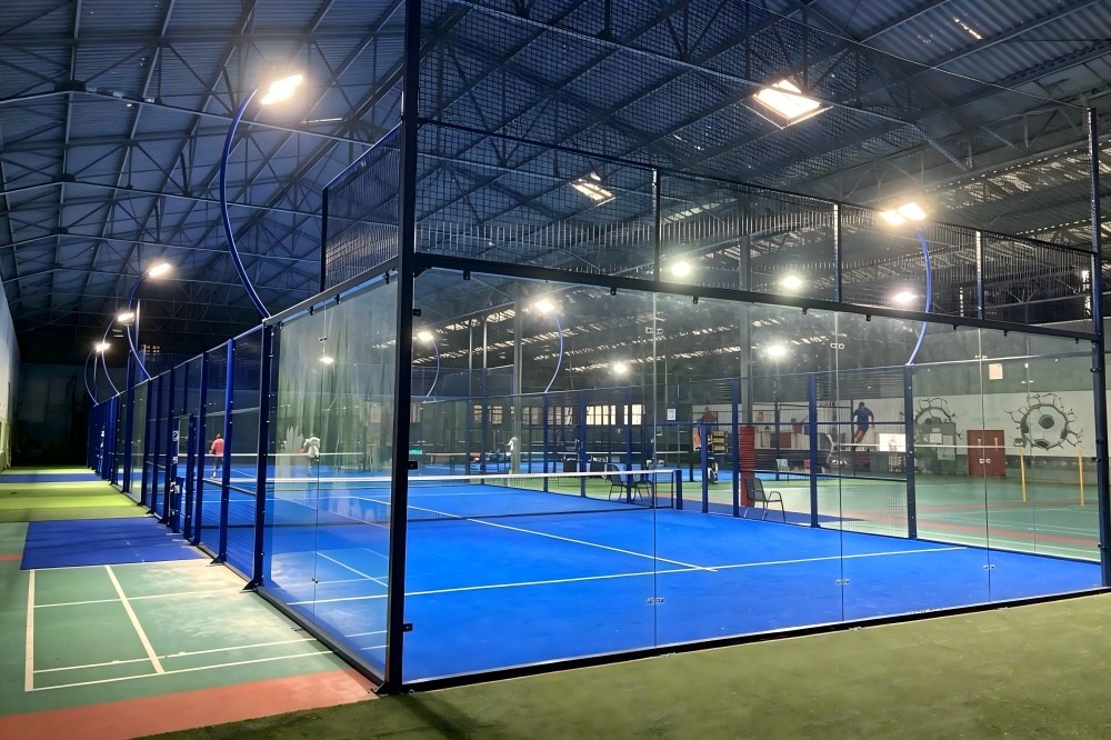 Standard 4‑point pole layout diagram for outdoor padel court LED high mast light lighting designv Standard 4‑point pole layout diagram for outdoor padel court LED high mast light lighting design